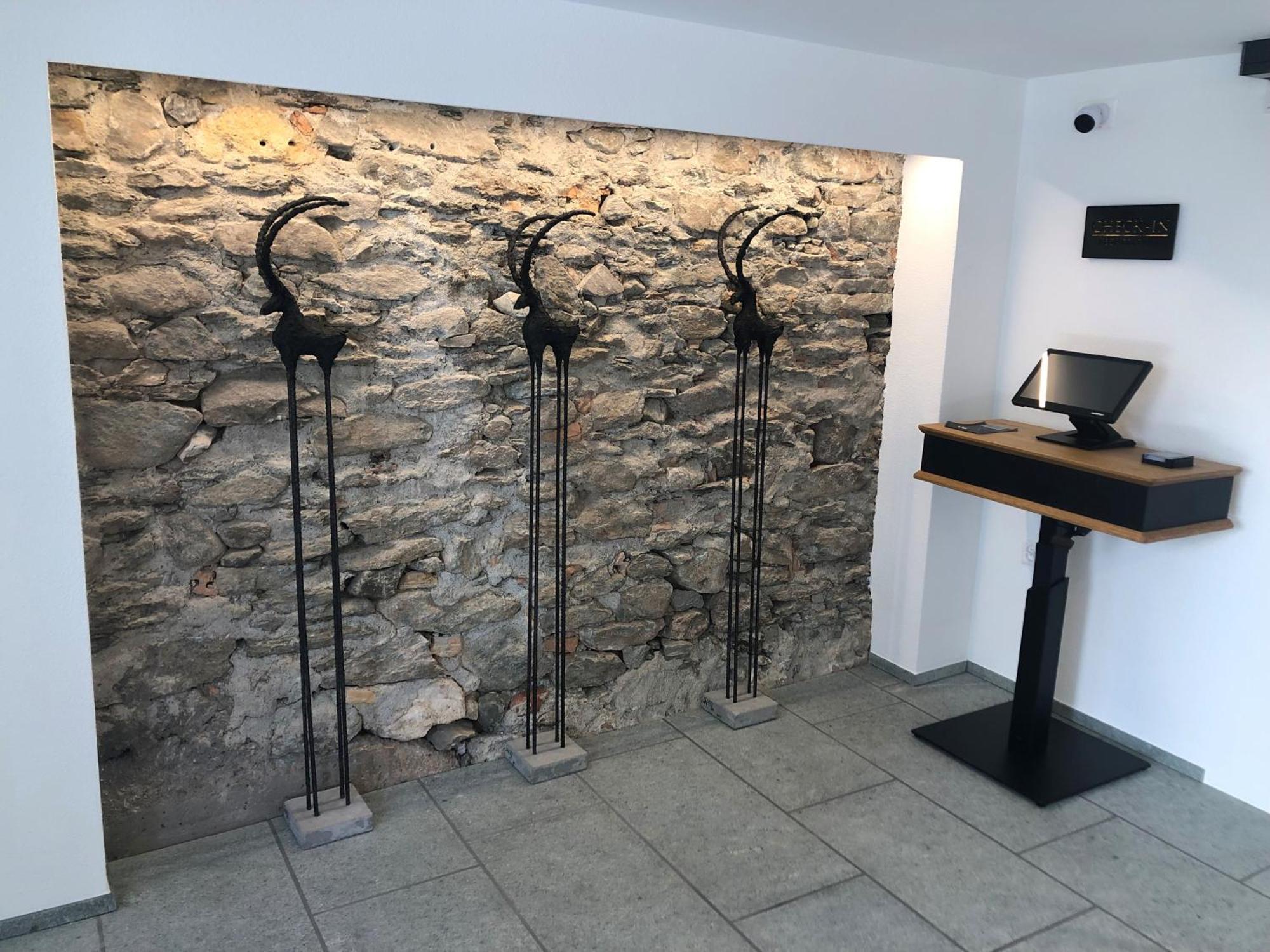 Appart Hotel Pitschonia Self Check-In Andeer Exterior photo